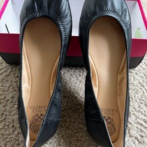 Vince Camuto work flats (Size 9).